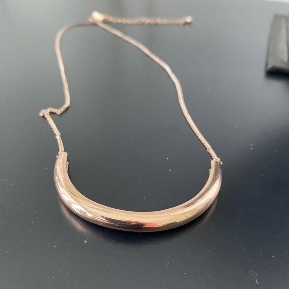 Freedom NWOT Half Circle Rose Gold necklace